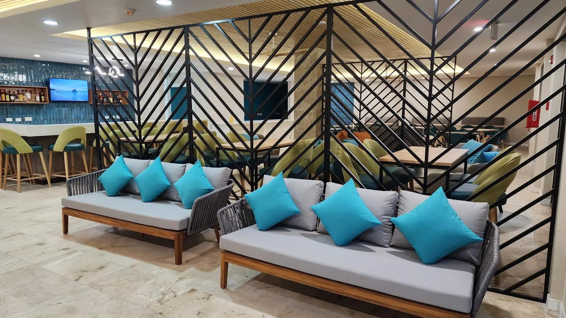 Hotel 39 Jamaica Μοντέγκο Μπέυ