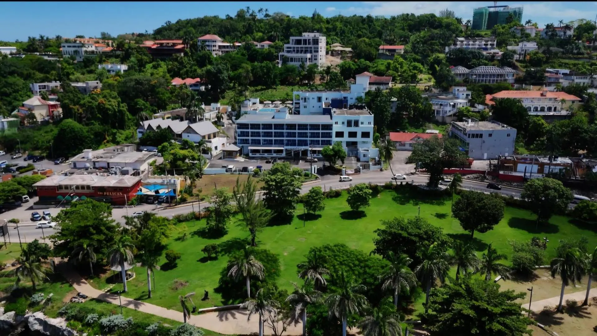 Hotel 39 Jamaica Montego Bay 3*,